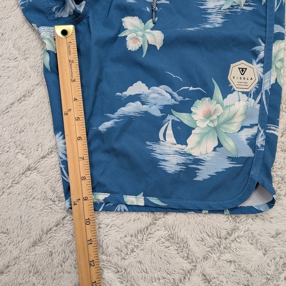 Vissla Shorts Mens 32 Blue Floral Board Swim Surf Cargo Unlined Beach 9” Taper - Picture 6 of 8